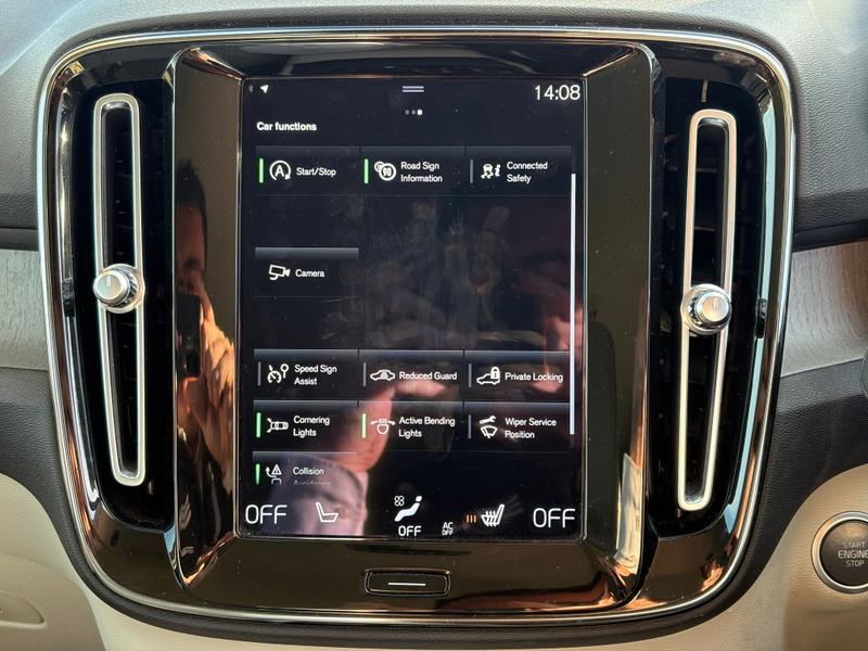 Used Volvo XC40 2020 for sale - 76766961: Photo 28