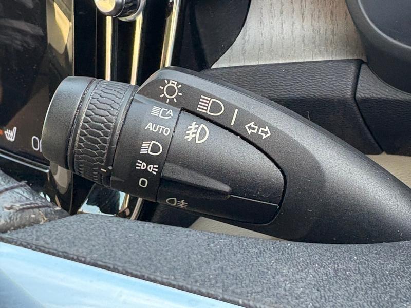 Used Volvo XC40 2020 for sale - 76766961: Photo 29