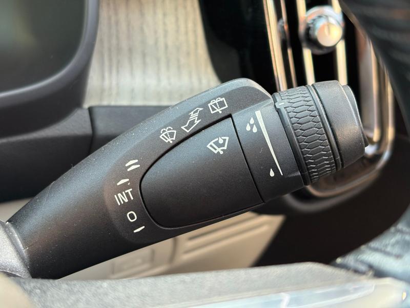 Used Volvo XC40 2020 for sale - 76766961: Photo 30