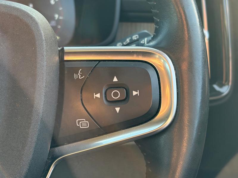 Used Volvo XC40 2020 for sale - 76766961: Photo 31