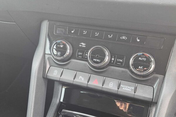 Used Skoda Karoq 2023 for sale - 76139609: Photo 24