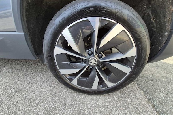 Used Skoda Karoq 2023 for sale - 76139609: Photo 5