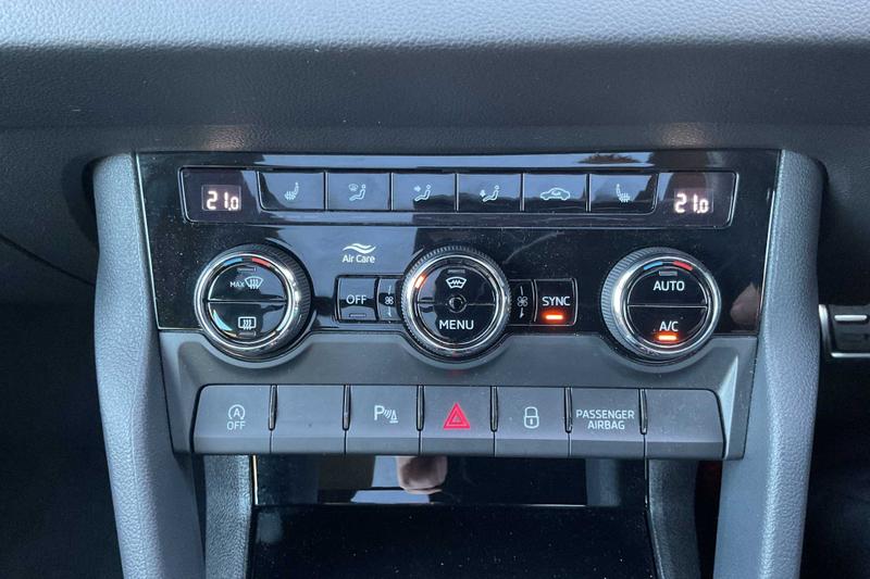 Used Skoda Karoq 2025 for sale - 76882507: Photo 25