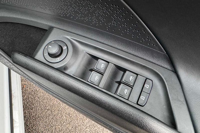 Used Skoda Enyaq 2025 for sale - 77619854: Photo 16