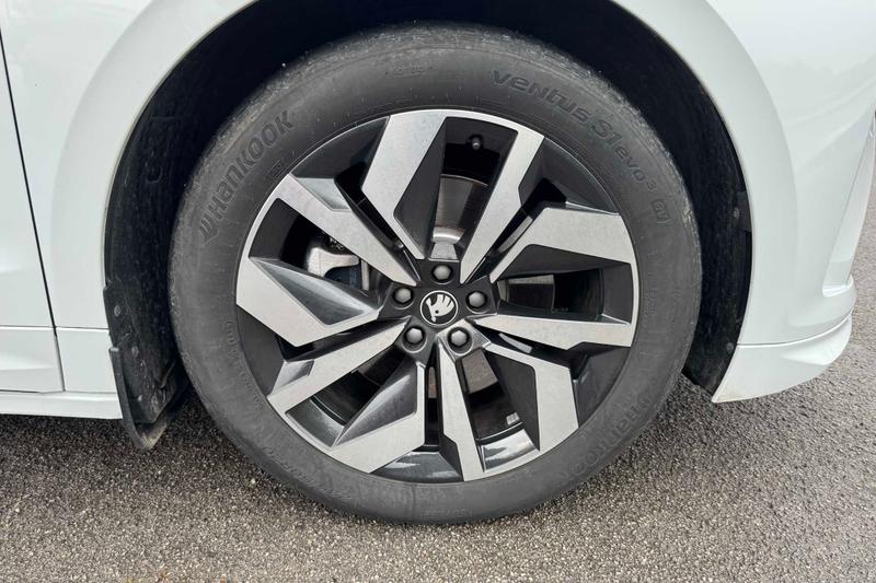 Used Skoda Enyaq 2025 for sale - 77619854: Photo 5