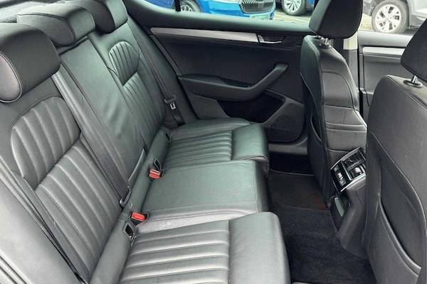 Used Skoda Superb 2019 for sale - 76139591: Photo 33