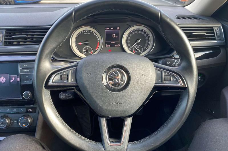 Used Skoda Superb 2015 for sale - 77733254: Photo 37