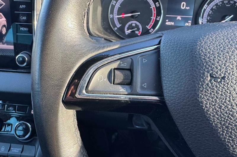 Used Skoda Karoq 2019 for sale - 77132638: Photo 19