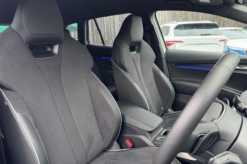 Used Skoda Enyaq 2025 for sale - 76791446: Photo 8