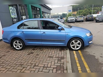 Used Skoda Rapid 2014 for sale - 79369398: Photo