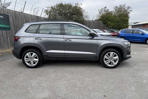 Used Skoda Karoq 2025 for sale - 76277254: Photo 2