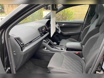 Used Skoda Karoq 2024 for sale - 76139616: Photo 2