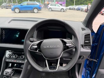 Used Skoda Karoq 2025 for sale - 79560316: Photo