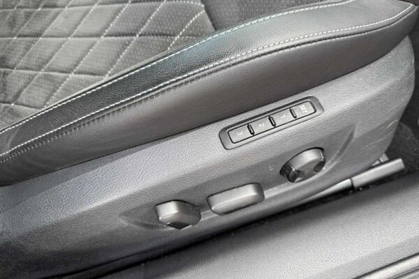 Used Skoda Superb 2023 for sale - 75700442: Photo 18