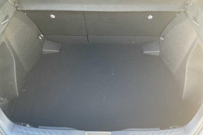 Used Toyota C-HR 2023 for sale - 77733282: Photo 10