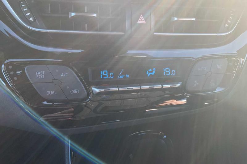 Used Toyota C-HR 2023 for sale - 77733282: Photo 12