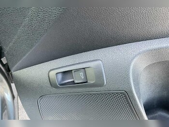 Used Skoda Karoq 2025 for sale - 77274994: Photo