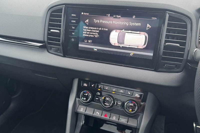 Used Skoda Karoq 2025 for sale - 76557419: Photo 27