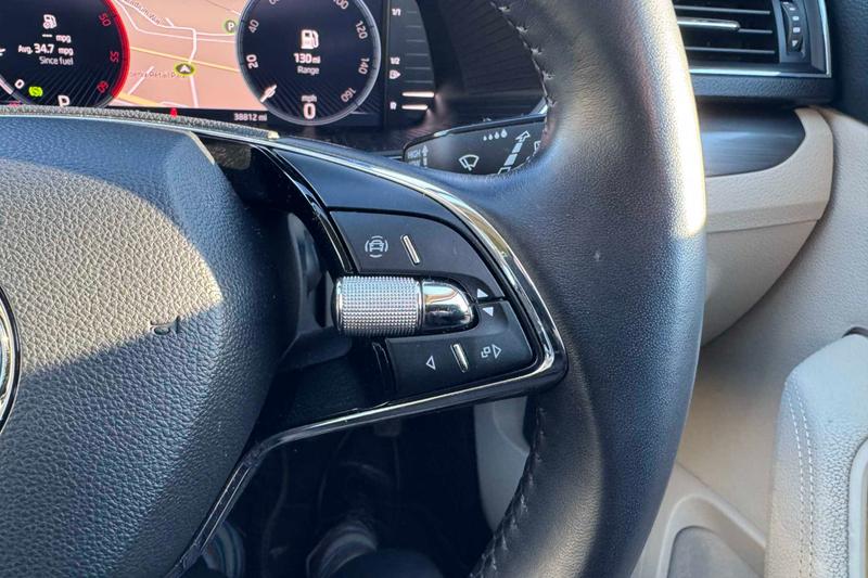 Used Skoda Superb 2022 for sale - 77128120: Photo 21