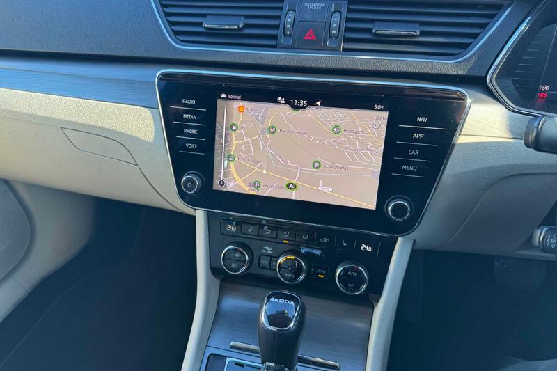 Used Skoda Superb 2022 for sale - 77128120: Photo 30