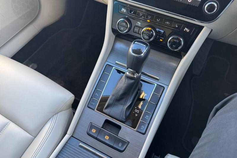 Used Skoda Superb 2022 for sale - 77128120: Photo 34