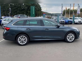Used Skoda Octavia 2021 for sale - 79560345: Photo
