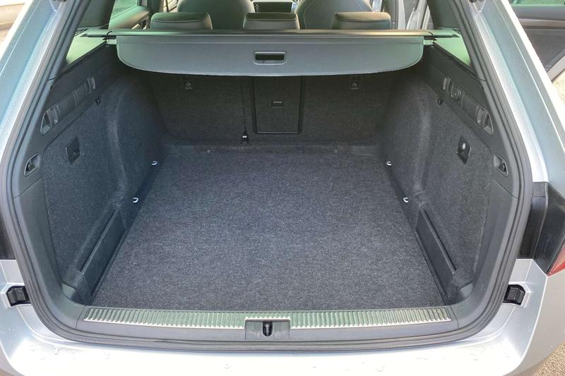 Used Skoda Superb 2023 for sale - 76480363: Photo 16