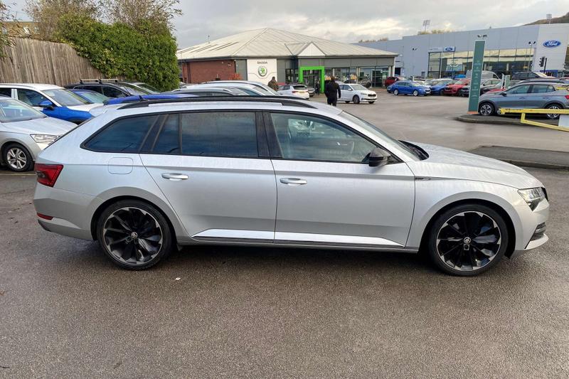 Used Skoda Superb 2023 for sale - 76480363: Photo 4