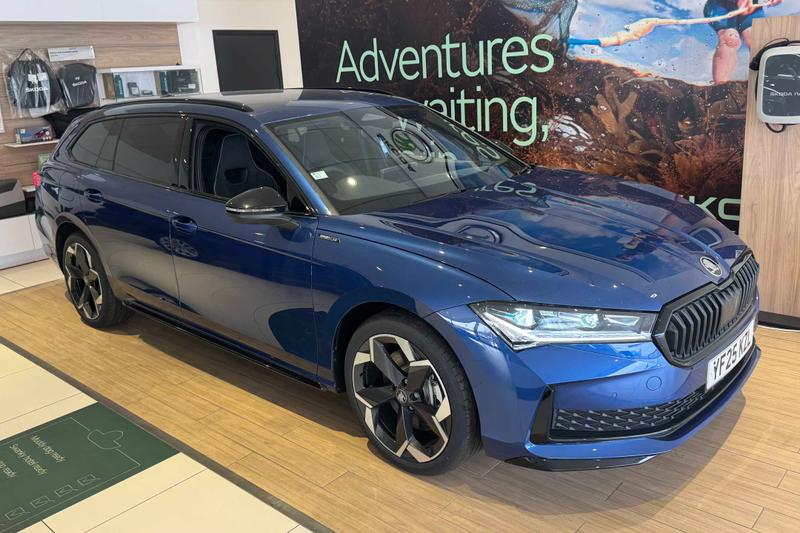 Used Skoda Superb 2025 for sale - 76131593: Photo 1