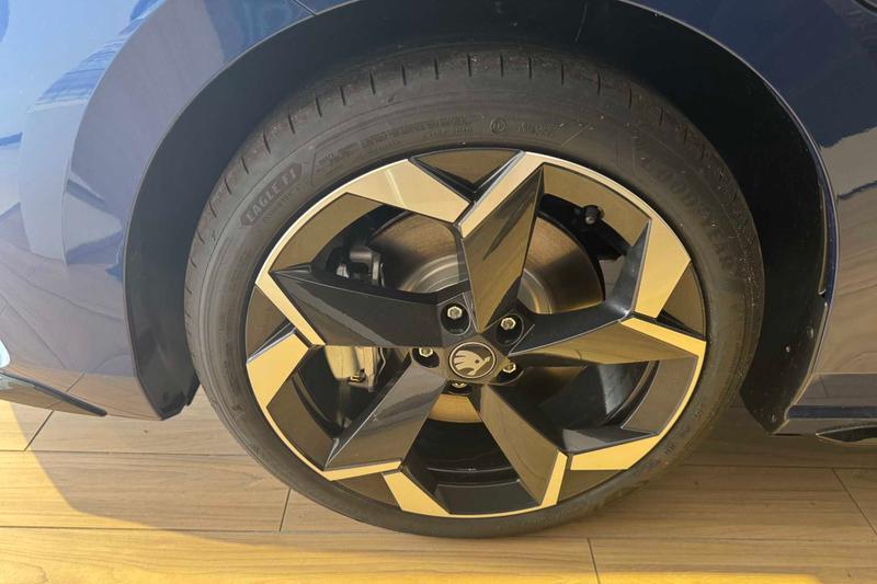 Used Skoda Superb 2025 for sale - 76131593: Photo 12