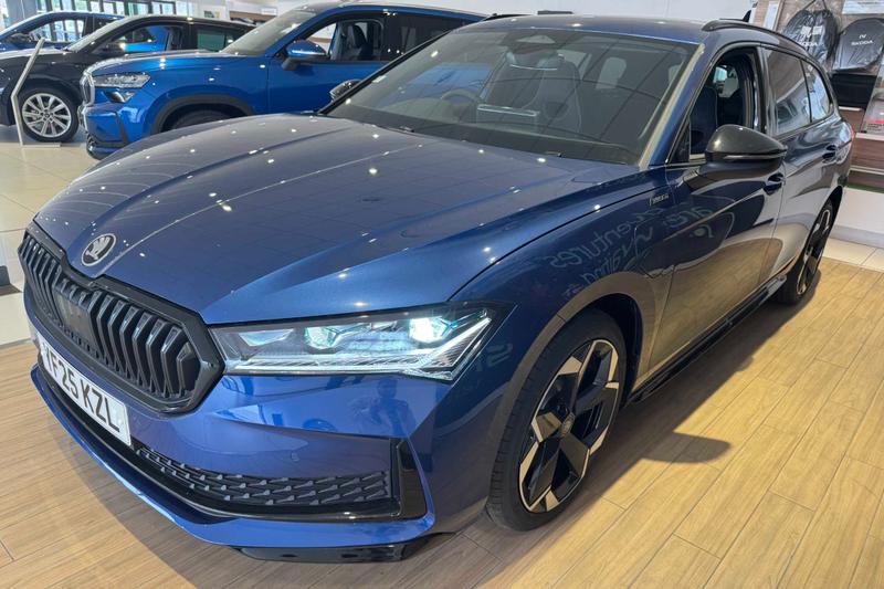 Used Skoda Superb 2025 for sale - 76131593: Photo 13