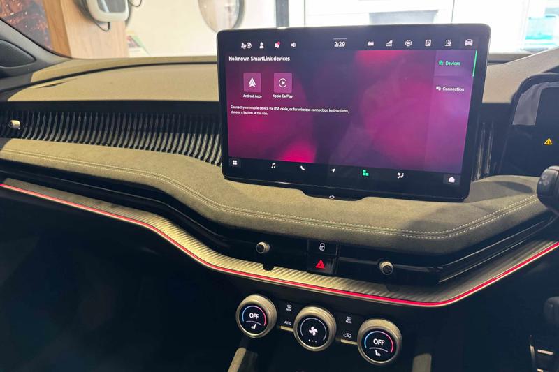 Used Skoda Superb 2025 for sale - 76131593: Photo 28