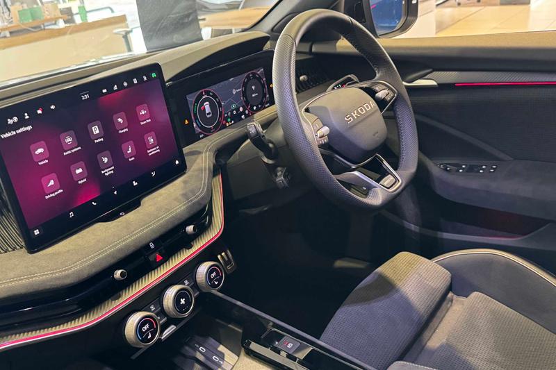 Used Skoda Superb 2025 for sale - 76131593: Photo 39