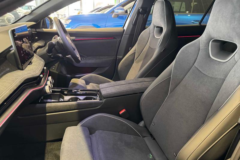 Used Skoda Superb 2025 for sale - 76131593: Photo 40