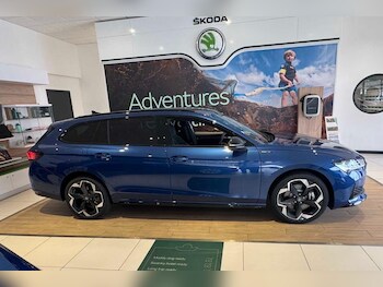 Used Skoda Superb 2025 for sale - 76131593: Photo