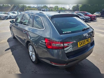 Used Skoda Superb 2019 for sale - 78733042: Photo