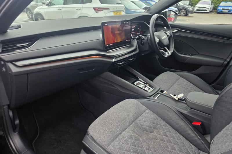 Used Skoda Octavia 2025 for sale - 77274995: Photo 2