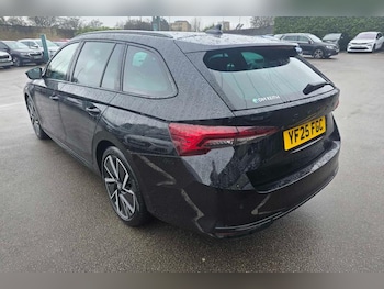 Used Skoda Octavia 2025 for sale - 77274995: Photo