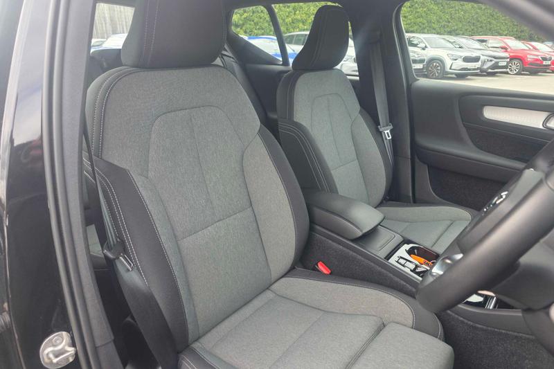 Used Volvo XC40 2023 for sale - 78028690: Photo 16