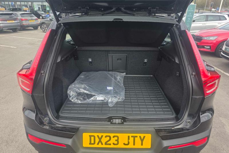 Used Volvo XC40 2023 for sale - 78028690: Photo 19