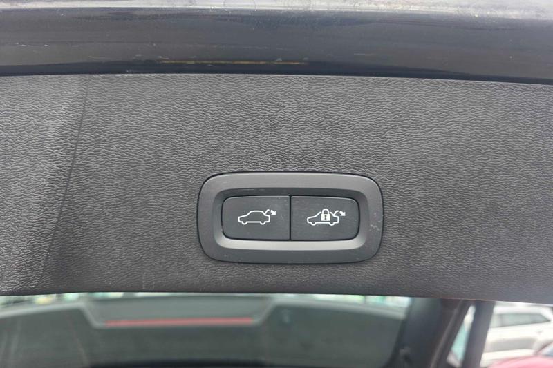 Used Volvo XC40 2023 for sale - 78028690: Photo 20