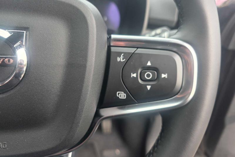 Used Volvo XC40 2023 for sale - 78028690: Photo 27