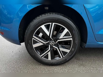 Used Volkswagen Touran 2023 for sale - 77529159: Photo