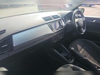 Used Skoda Fabia 2019 for sale - 79305321: Photo