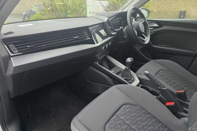 Used Audi A1 2024 for sale - 77151995: Photo 2