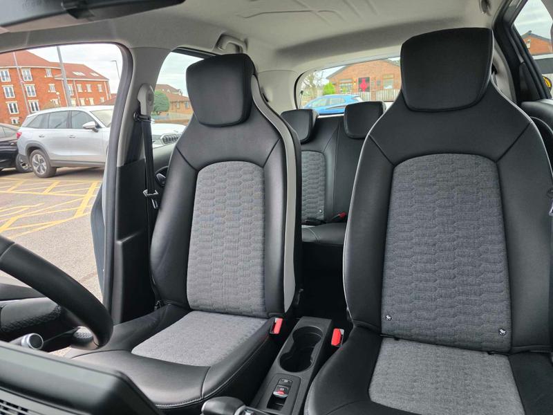 Used Renault Zoe 2021 for sale - 77487172: Photo 40