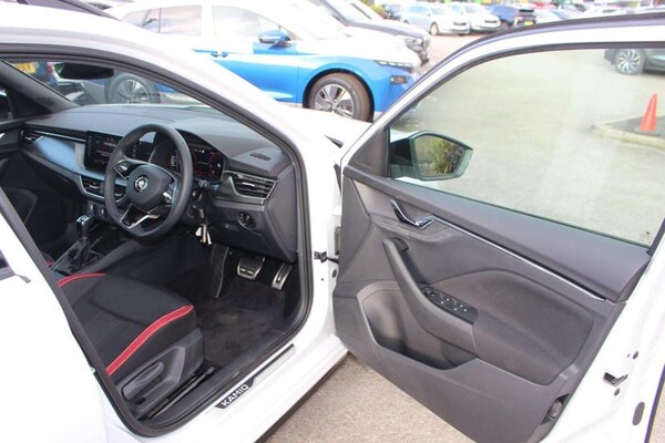 Used Skoda Kamiq 2023 for sale - 76131567: Photo 16