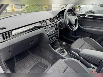 Used Skoda Rapid Spaceback 2018 for sale - 75545638: Photo
