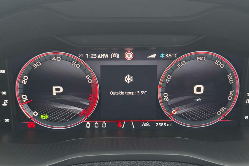 Used Skoda Karoq 2025 for sale - 77274996: Photo 28