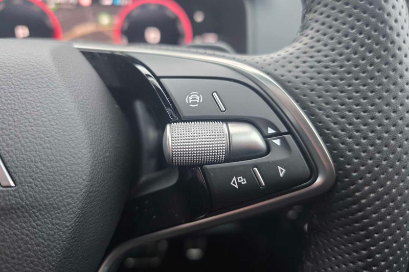 Used Skoda Karoq 2025 for sale - 77274996: Photo 29